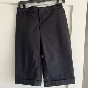Banana Republic Martin Fit pedal pushers. Black